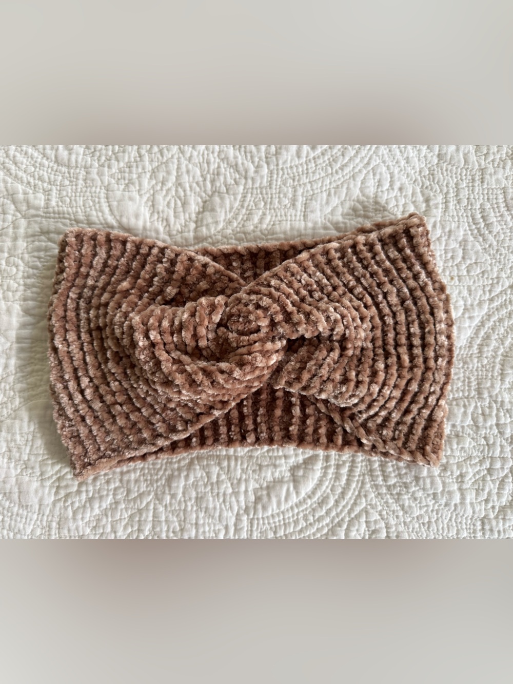 Cozy Chenille Knotted Headband - Taupe, 🦋